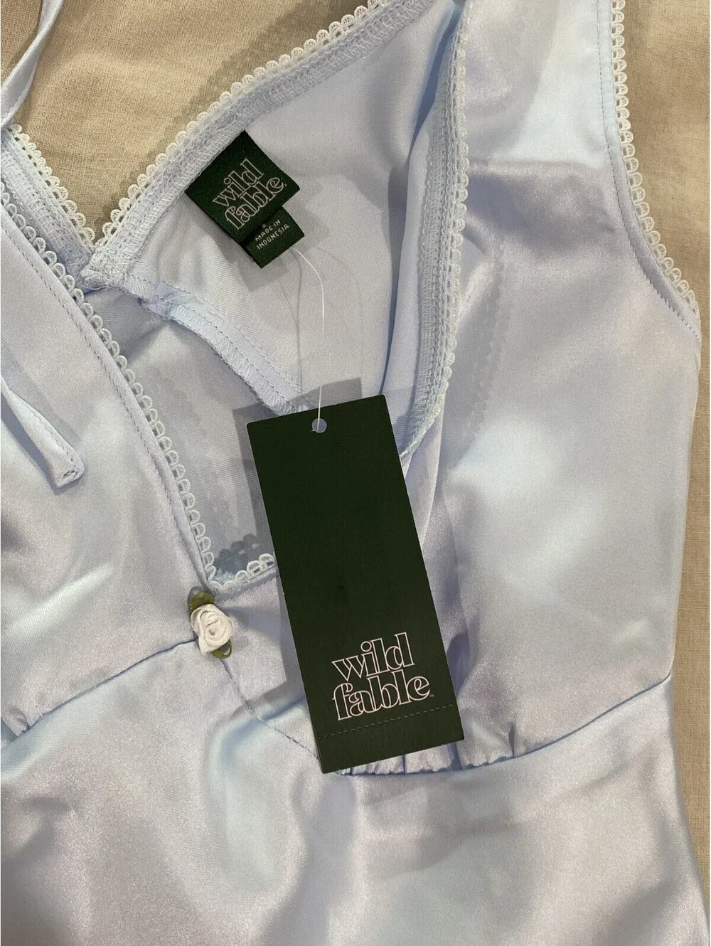 NWT Wild Fable Women’s Satin Side Zip Crop Halter Top Baby Blue Size Small